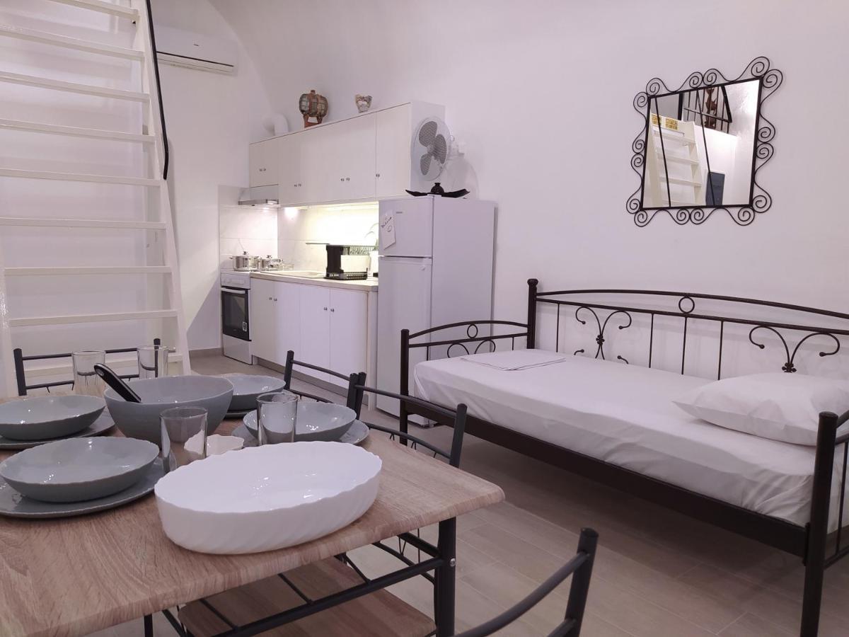 Apartment Mentoras' Complex *
