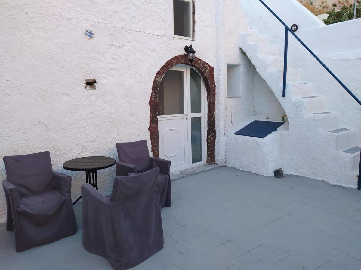 Apartment Mentoras' Complex Emporio (Santorini)