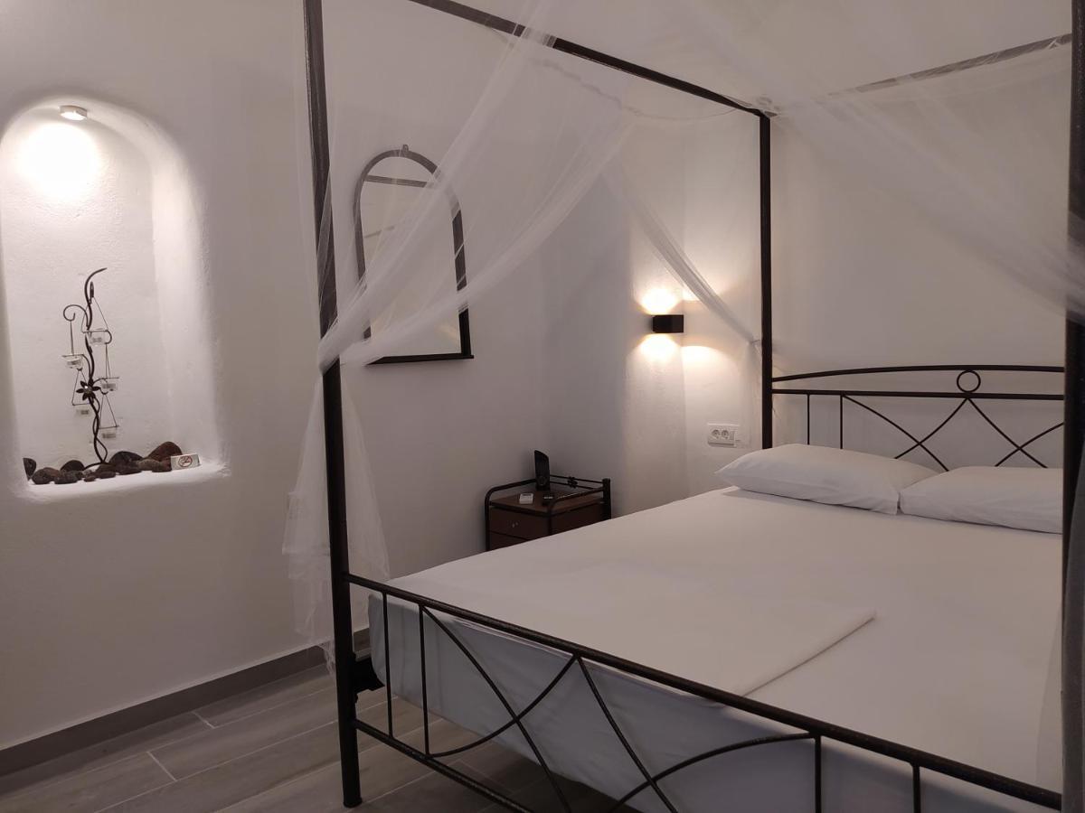 Apartment Mentoras' Complex *